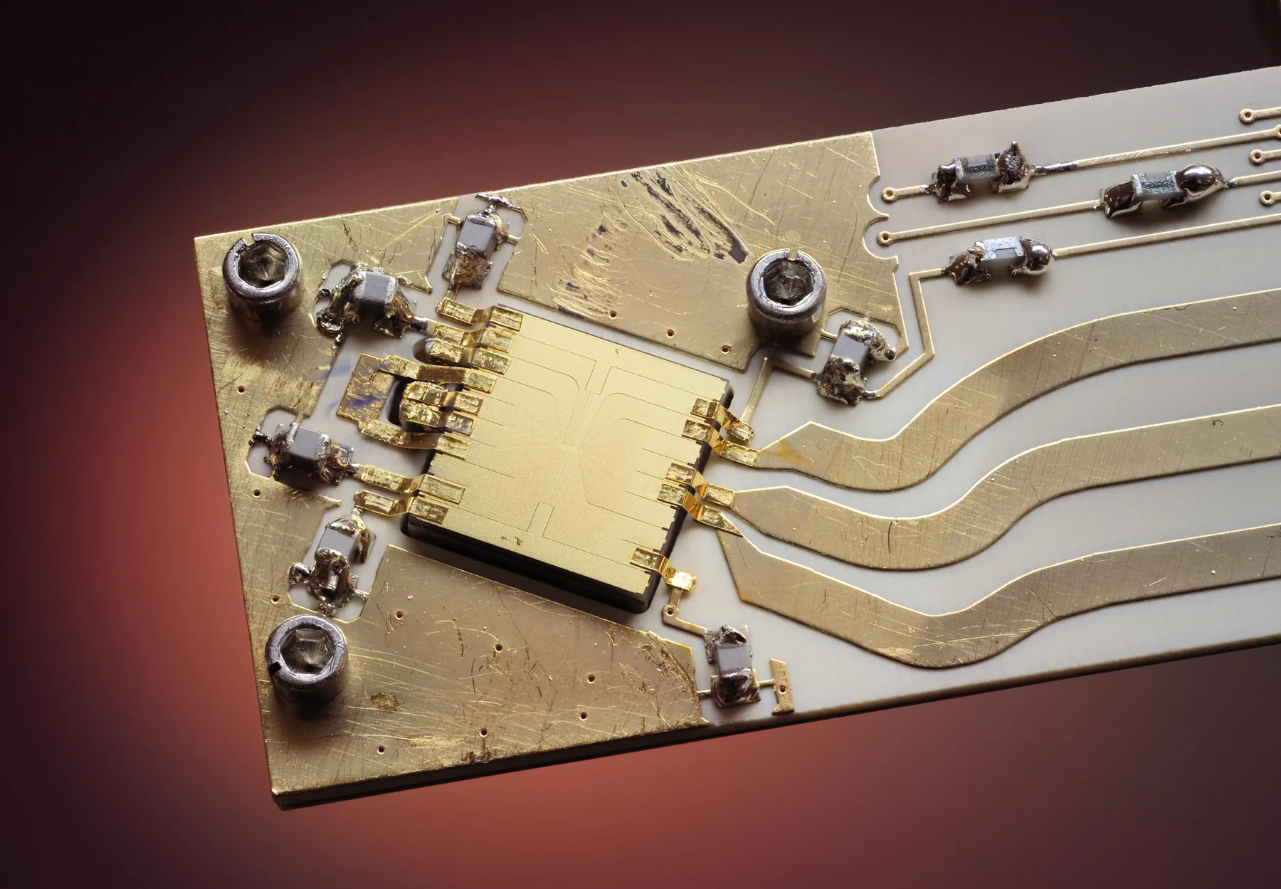 Gold ion trap on aluminum nitride backing (NIST quantum experiments)